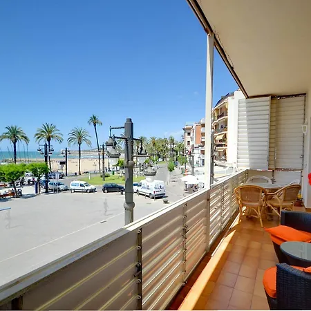 Apartment Sea Front